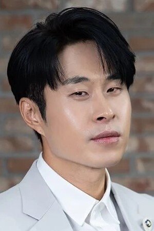 Min Ji-hyun