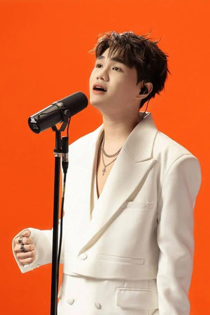 Hoàng Duy