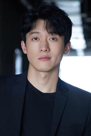 Nguyễn Hậu